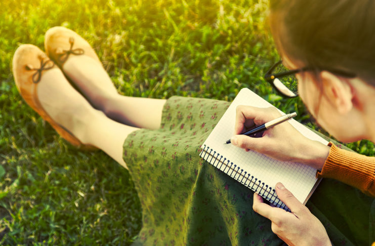 Ejercicio de agradecimiento al Año Viejo y bienvenida al Año Nuevo.