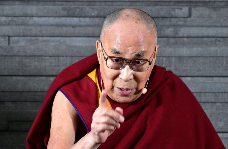 «Los 10 ladrones de tu energía», de Dalai Lama.